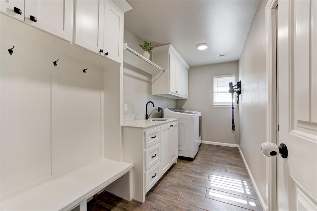 1540 NW 17th Place