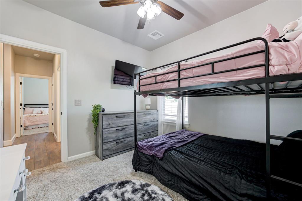 1540 NW 17th Place