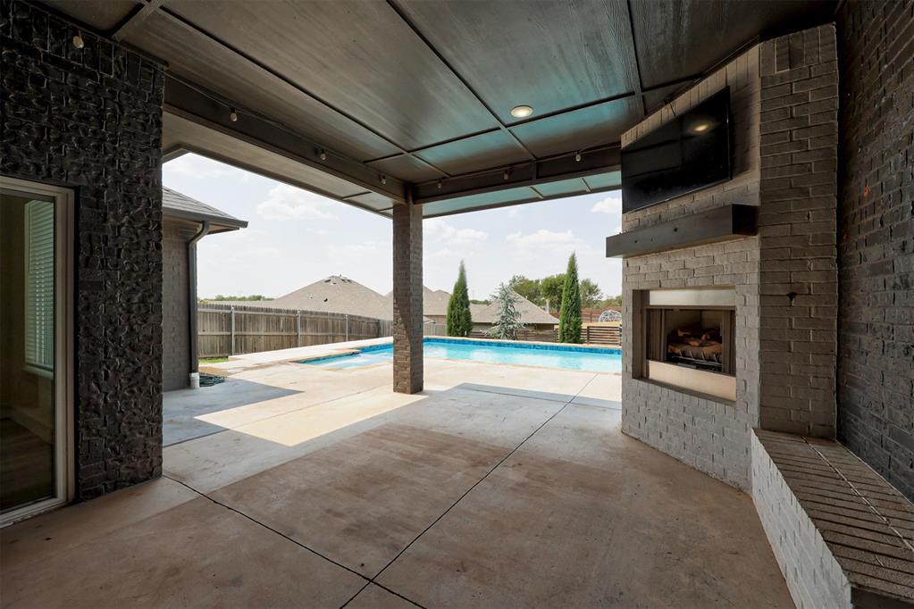 7329 NW 159th Terrace