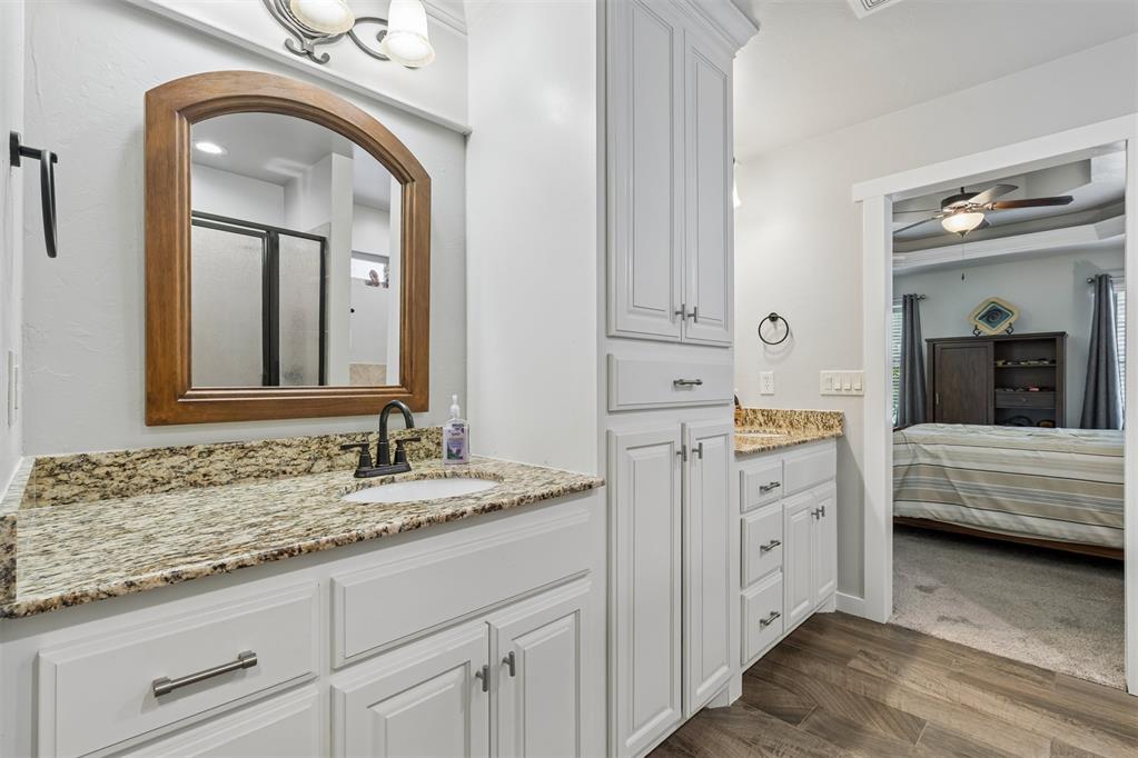 3325 Cheyenne Villa Circle