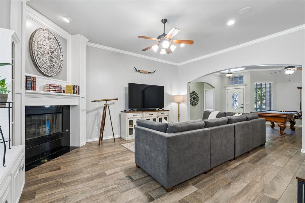 3325 Cheyenne Villa Circle
