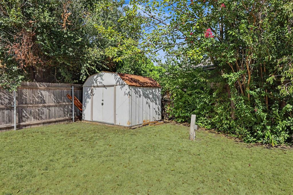 5512 N Shawnee Avenue