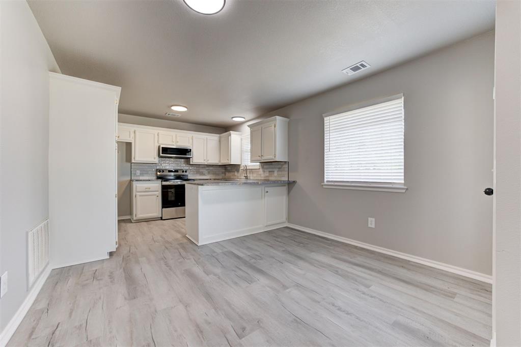 2371 Holden Lane