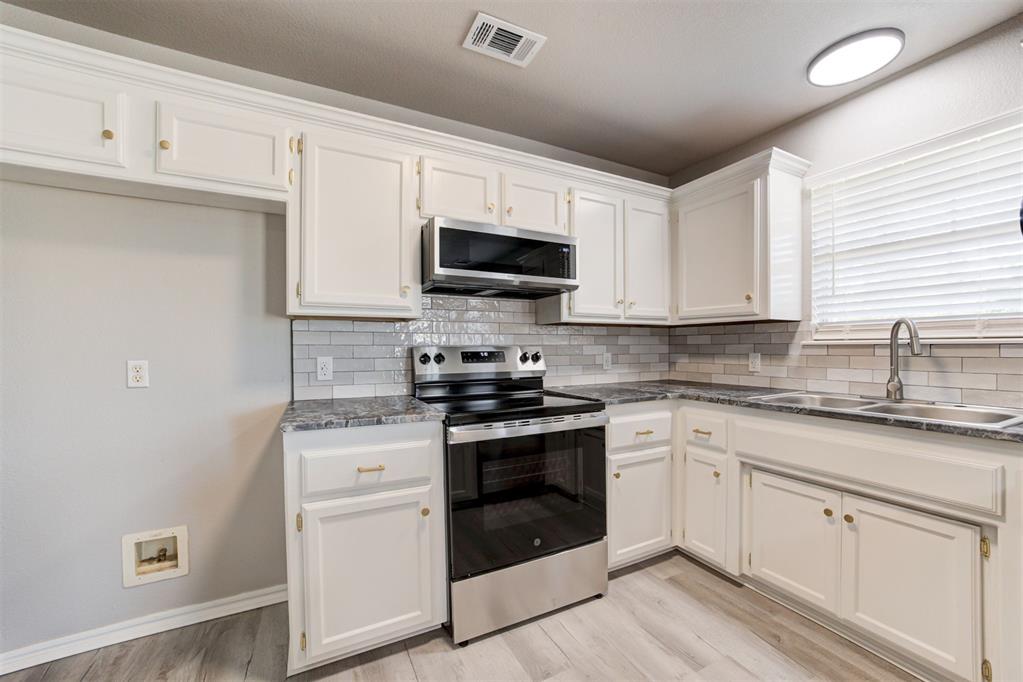 2371 Holden Lane