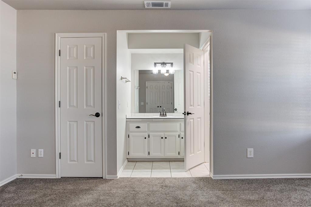 2371 Holden Lane