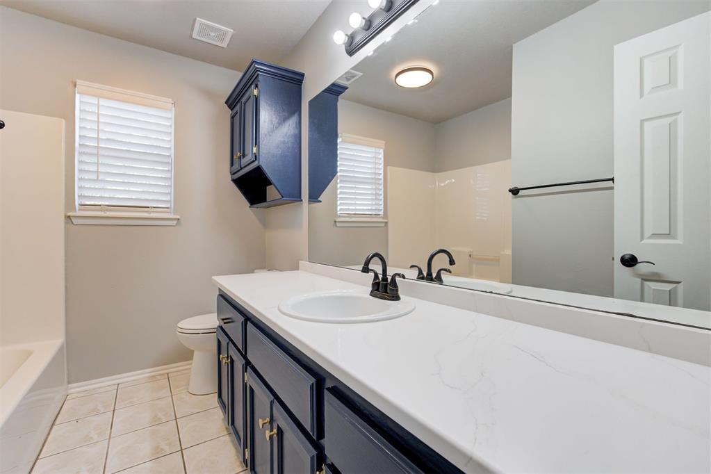 2371 Holden Lane