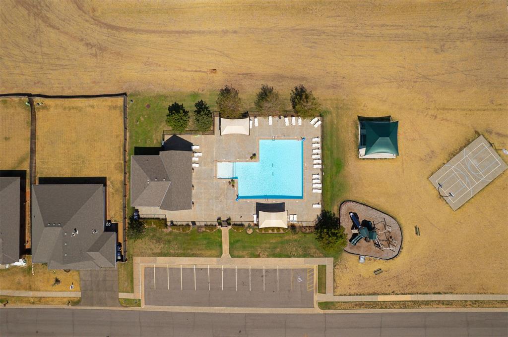 7413 NW 159th Circle