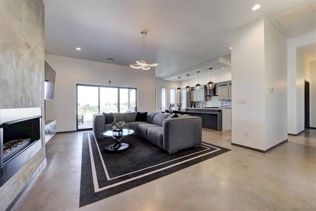 7413 NW 159th Circle