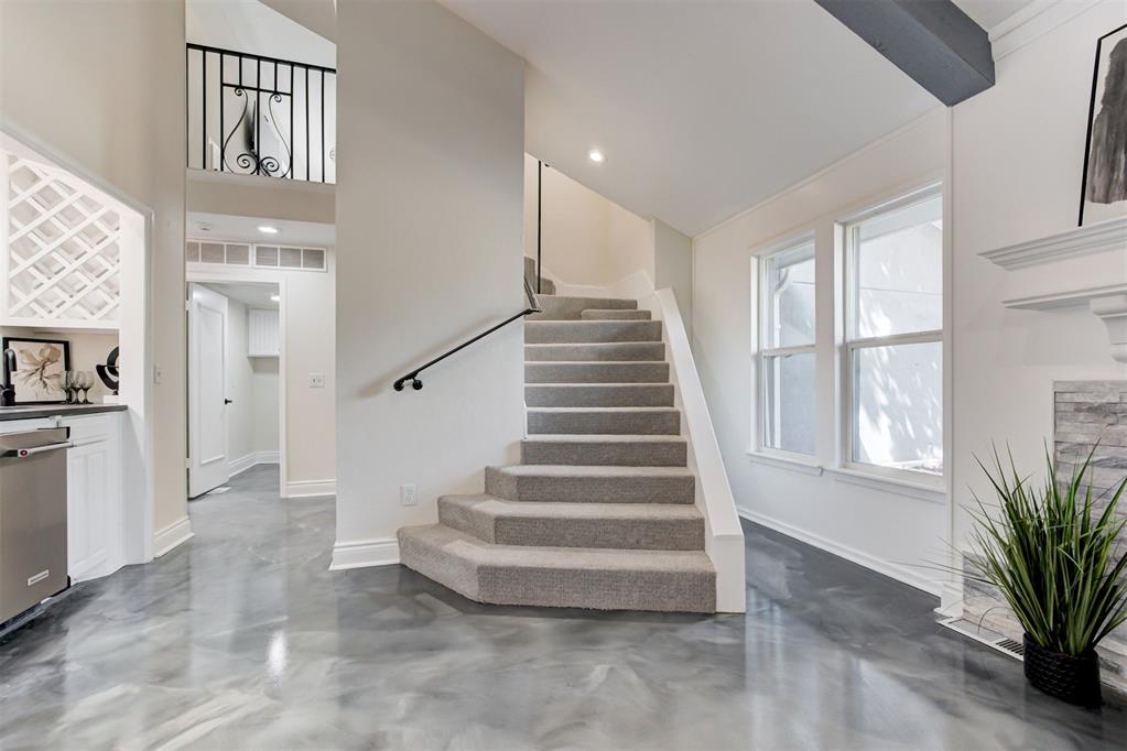 3108 Raintree Road