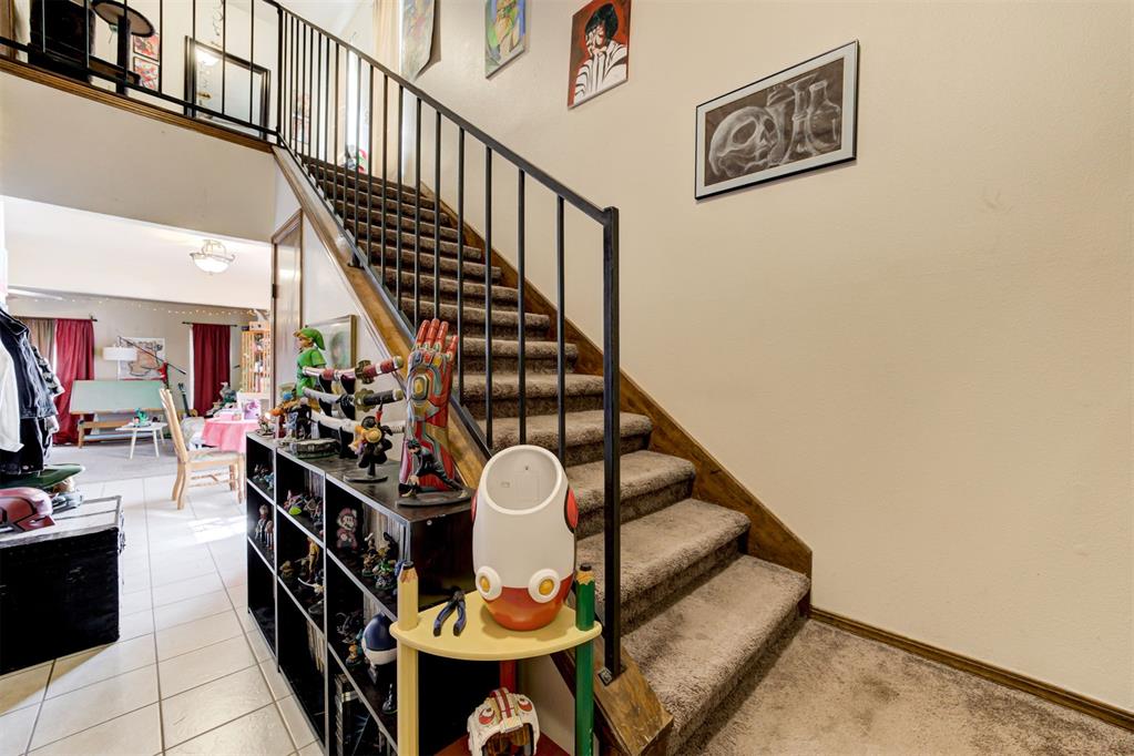 6000 W Hefner Road
