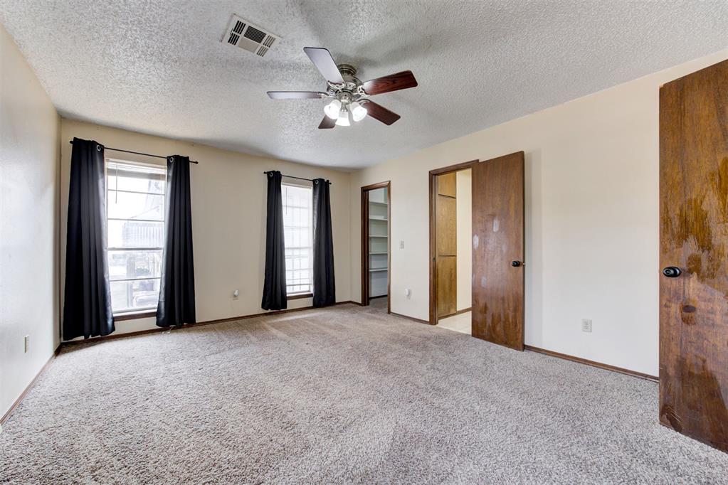 6000 W Hefner Road