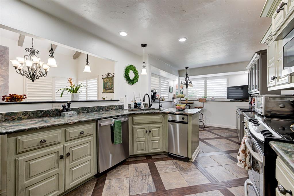 3101 Castlerock Road Unit: 23