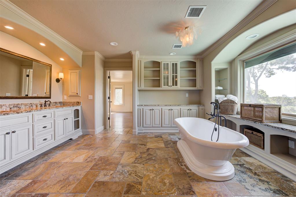 800 W Cimarron Boulevard