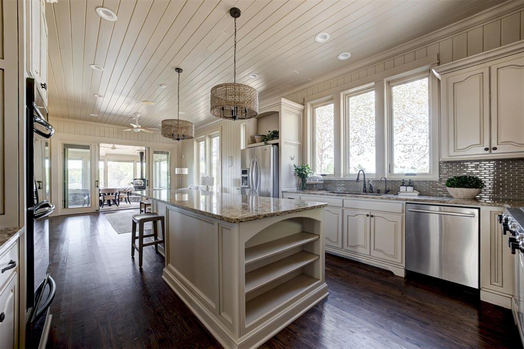 800 W Cimarron Boulevard