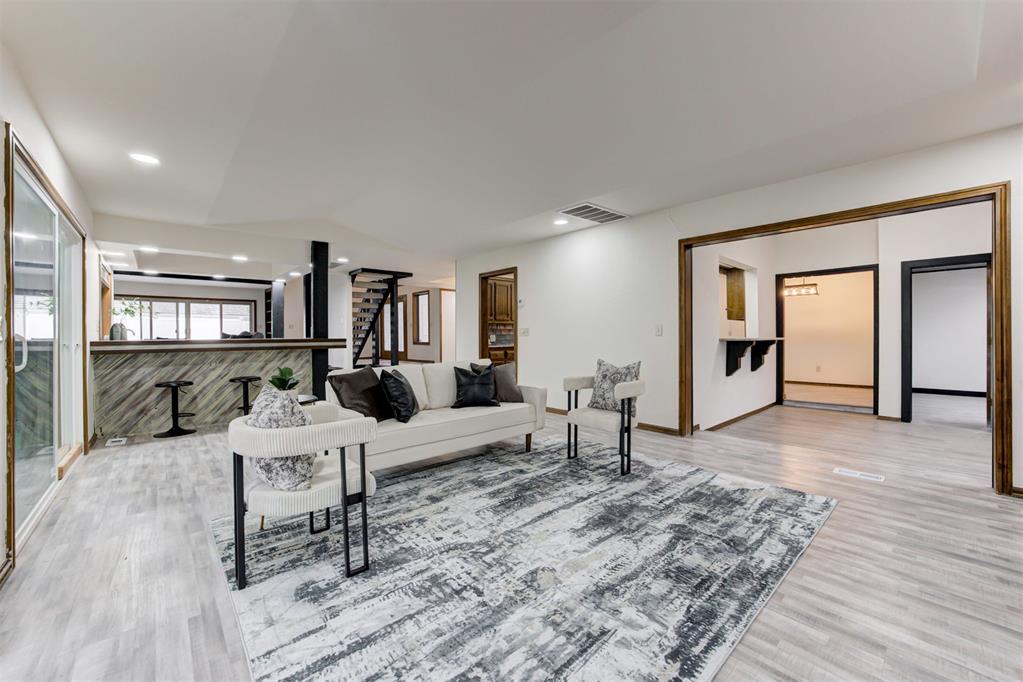 3021 Raintree Road