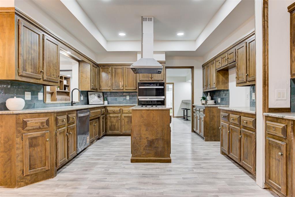 3021 Raintree Road