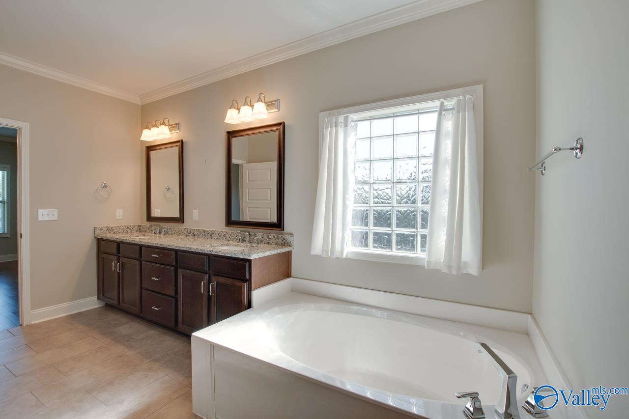 4505 Fisher Cove Lane