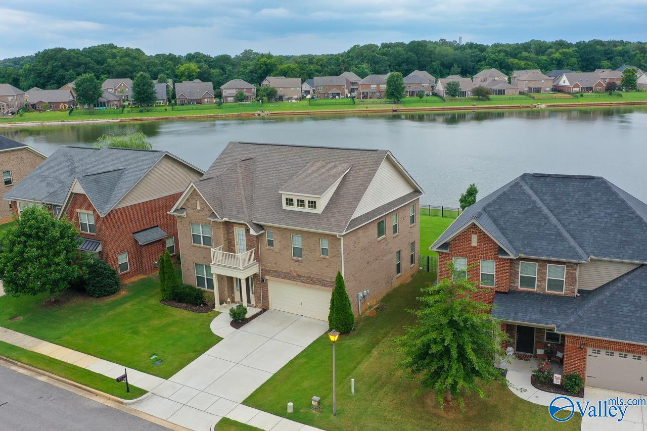 15133 Lakeside Trail