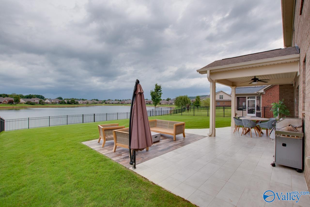 15133 Lakeside Trail