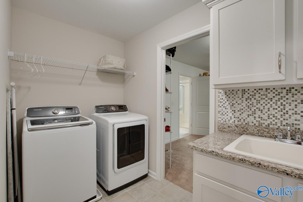 15133 Lakeside Trail