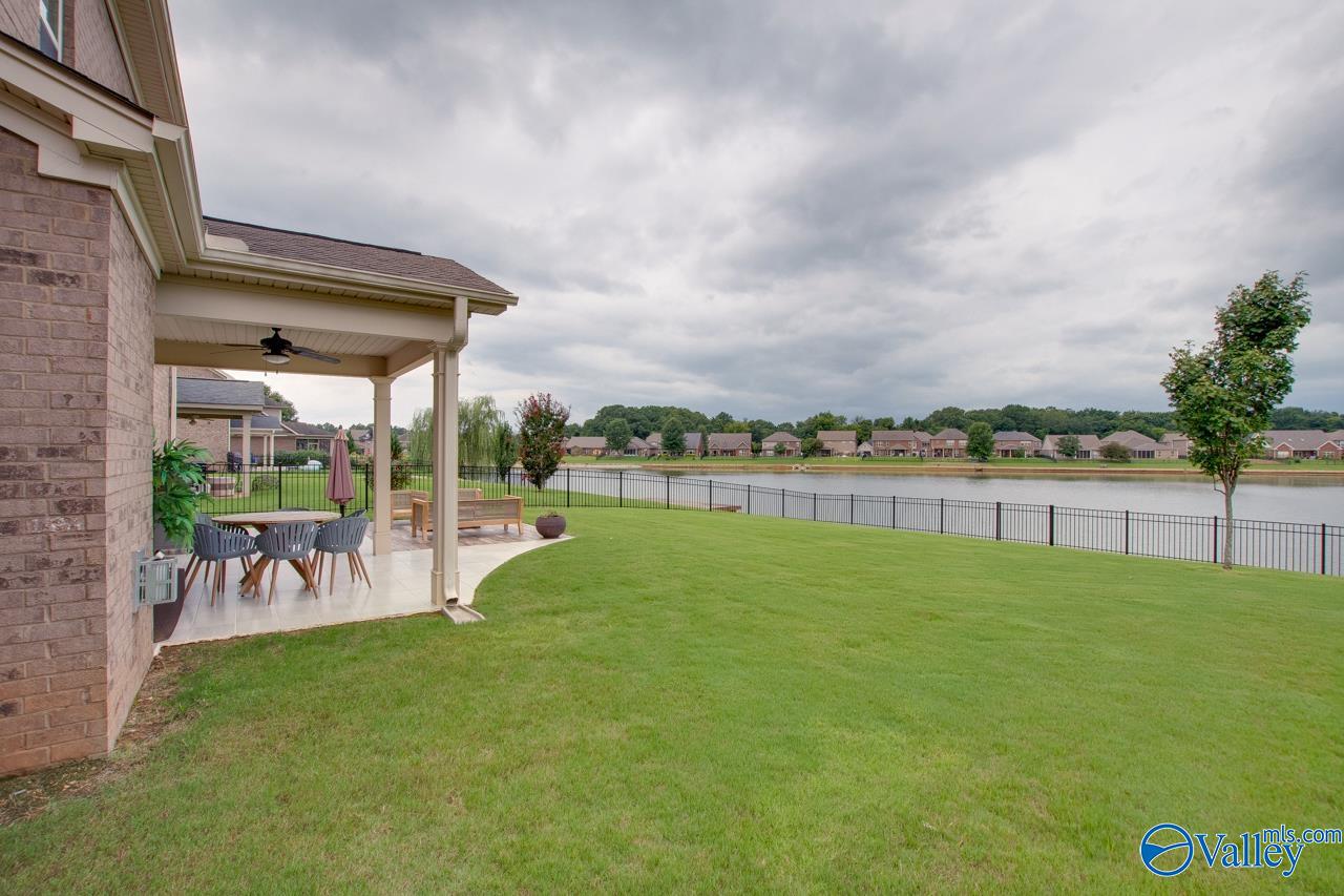 15133 Lakeside Trail