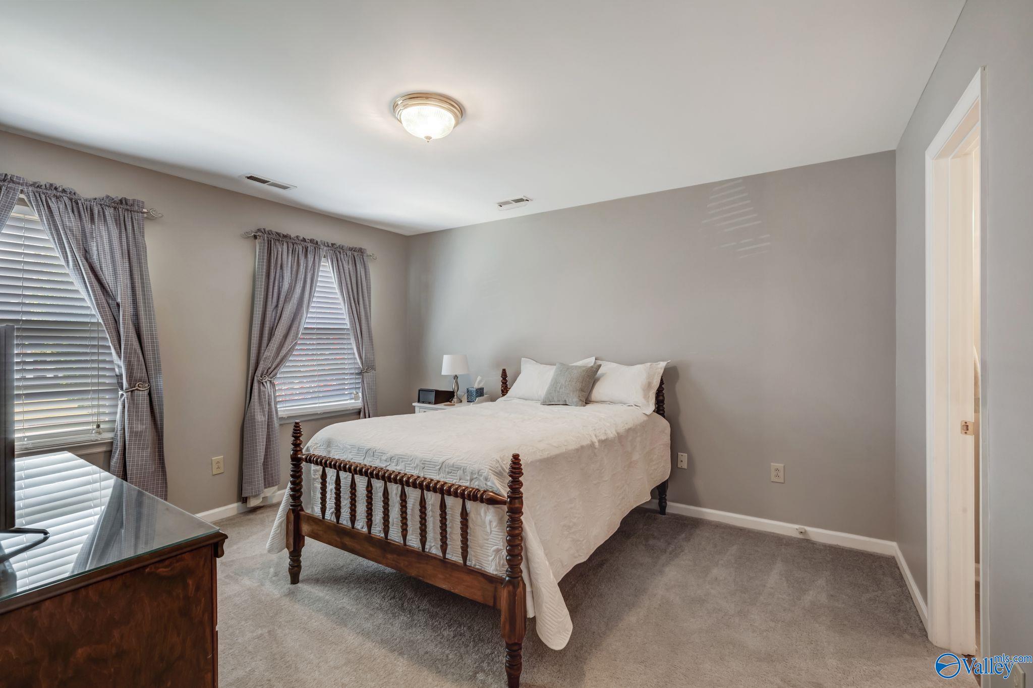 110 Manningham Drive