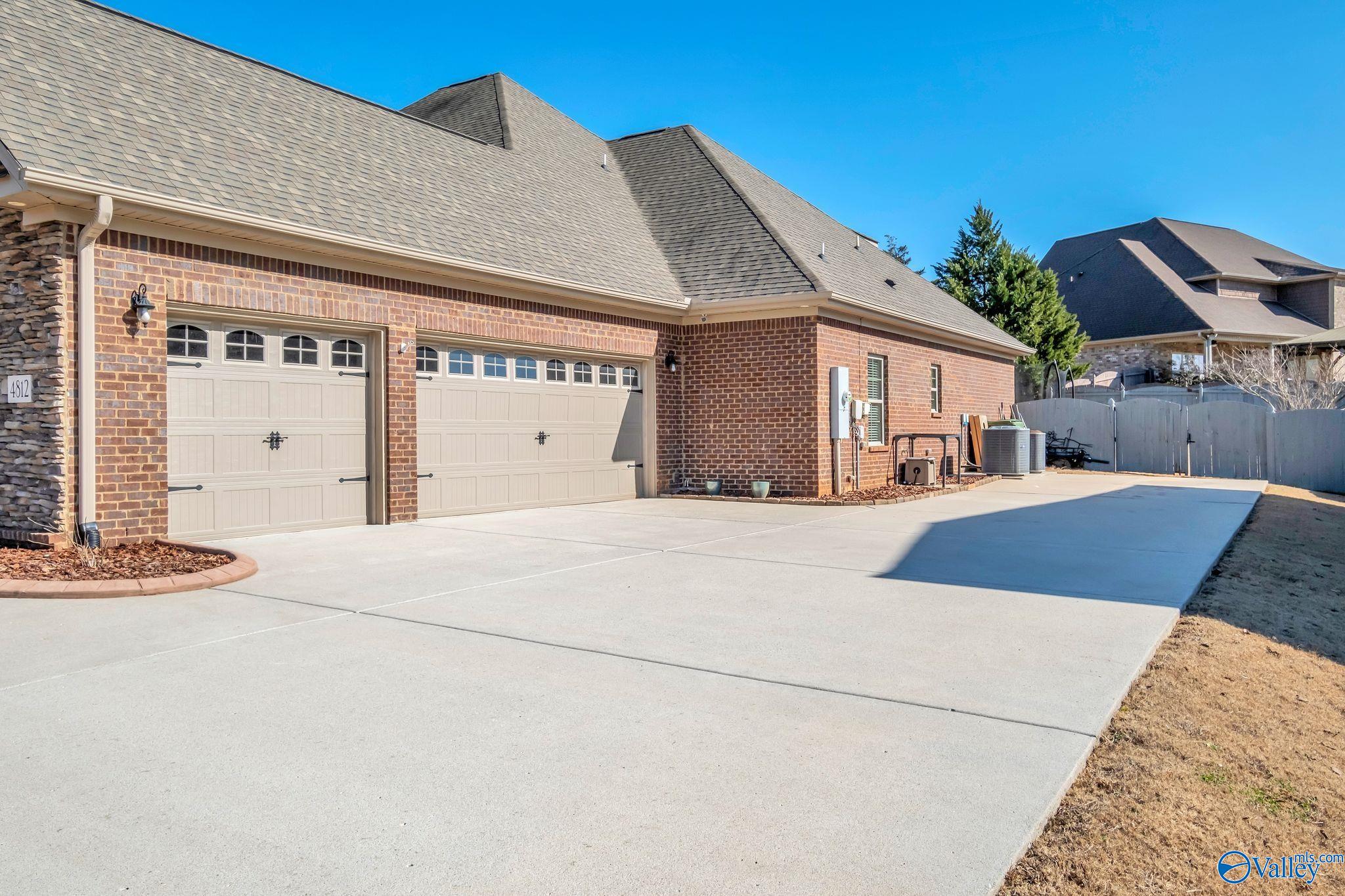 4812 Pinebrook Court