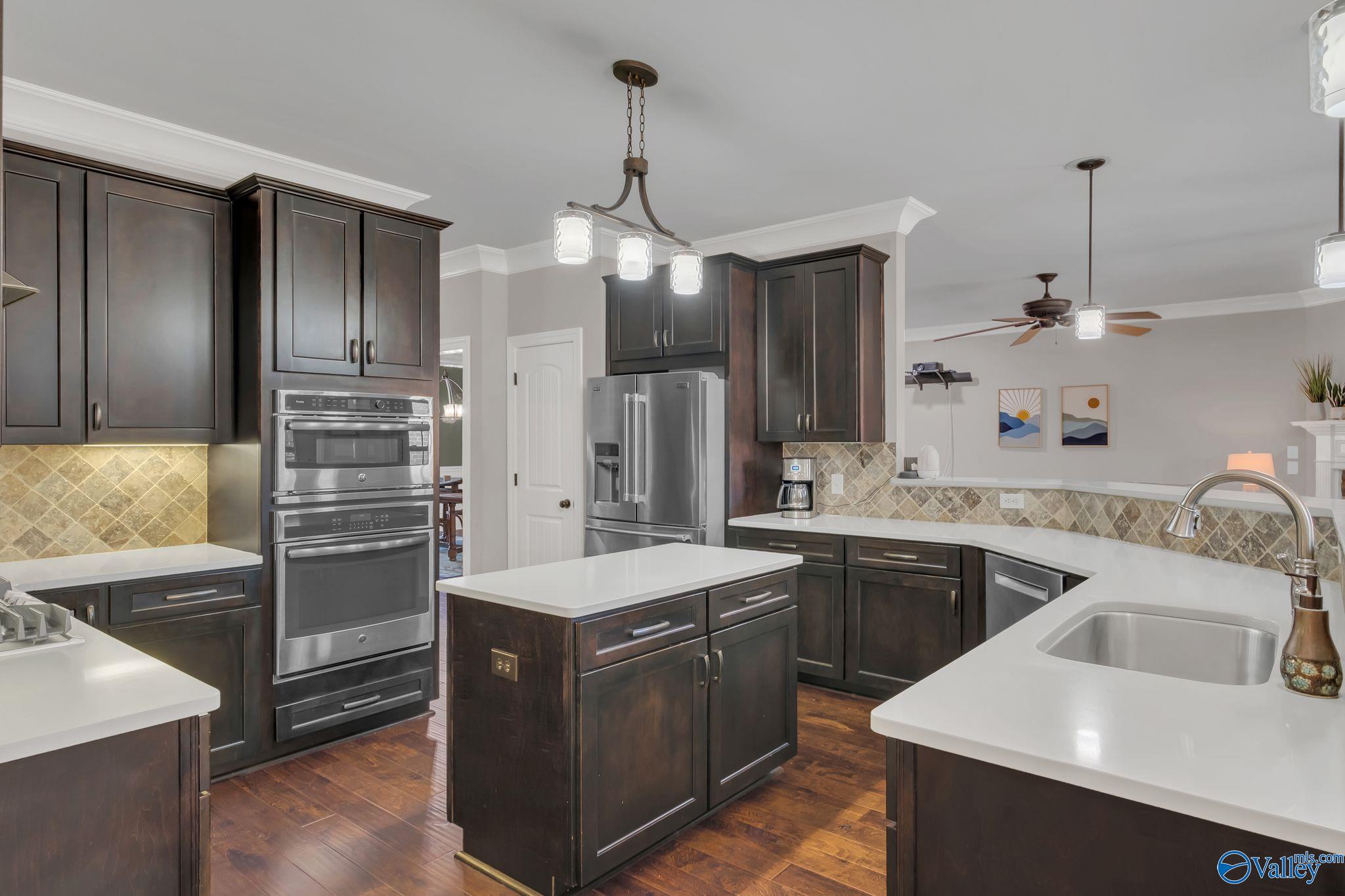 4812 Pinebrook Court