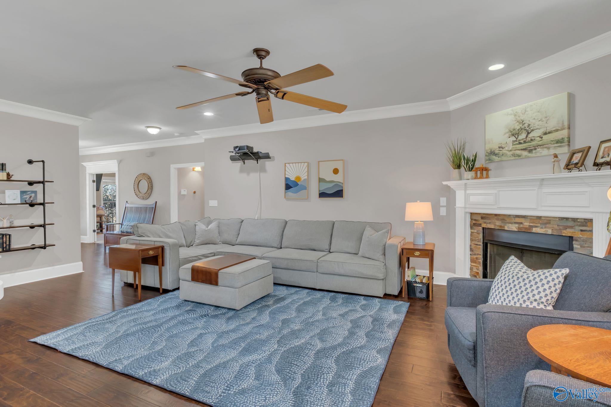 4812 Pinebrook Court