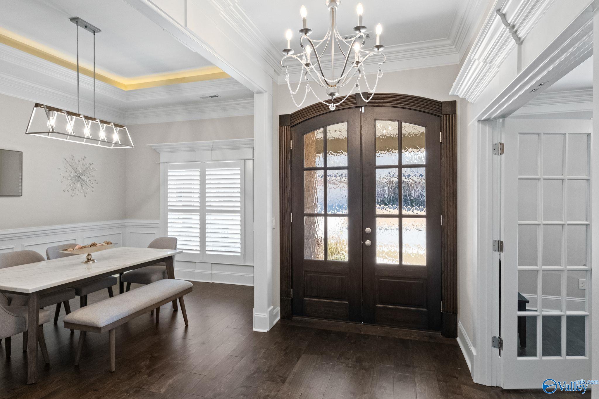 1303 Pecan Point Way