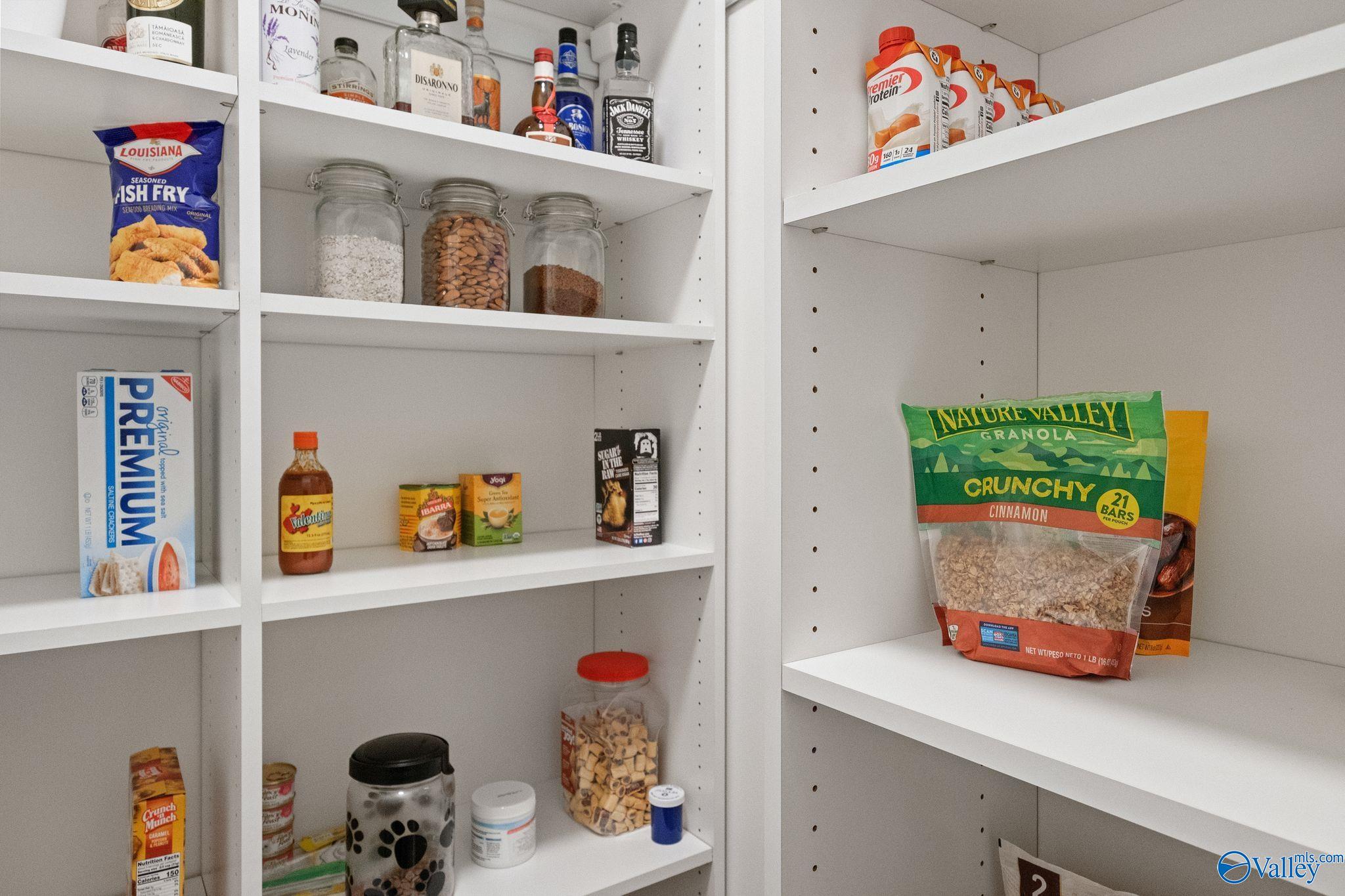 1303 Pecan Point Way