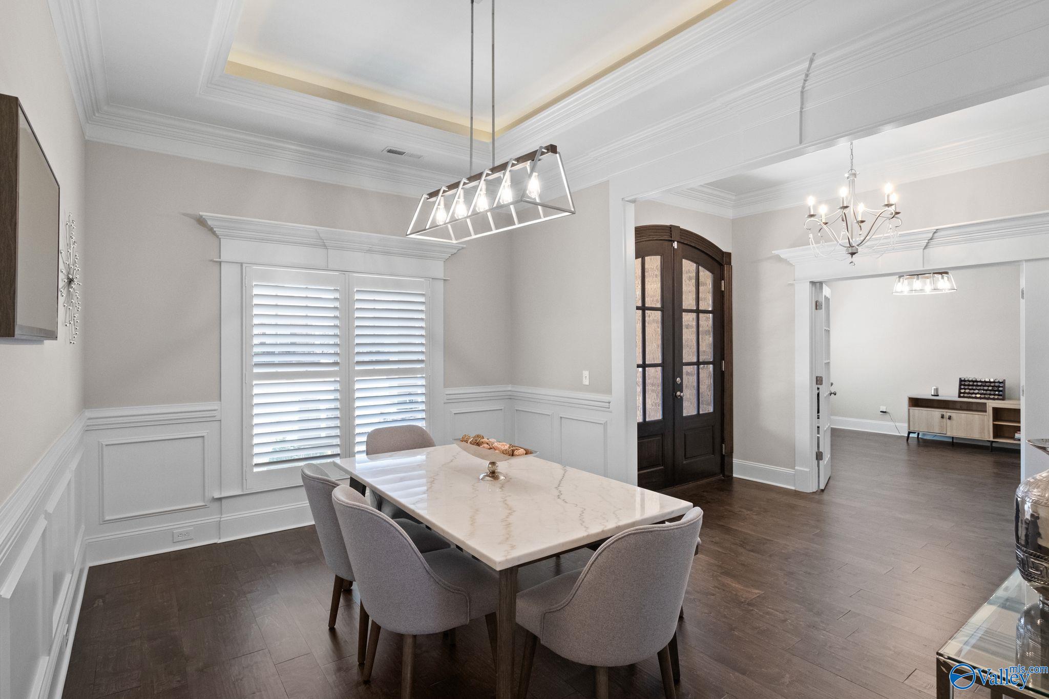 1303 Pecan Point Way