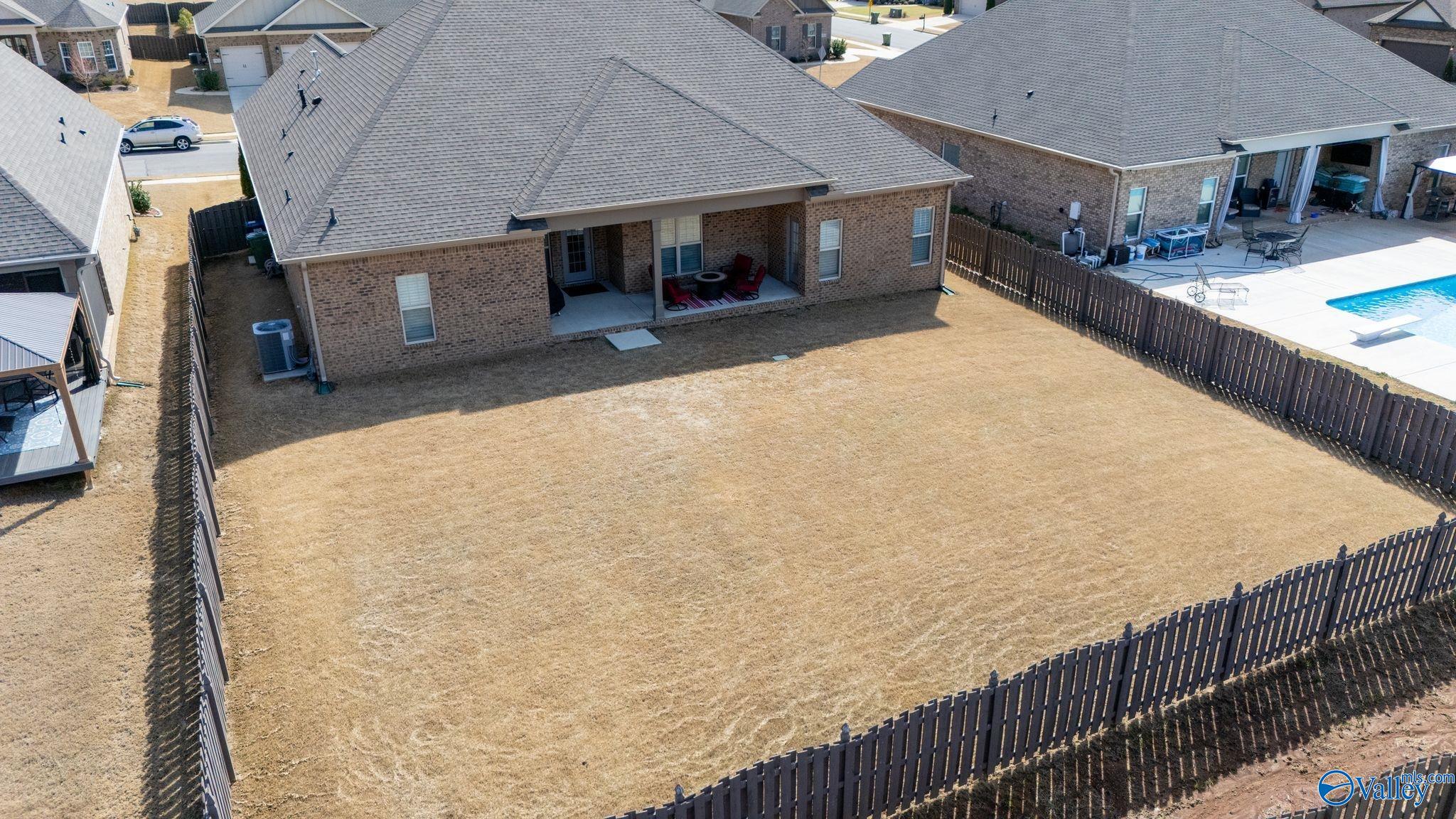 1303 Pecan Point Way