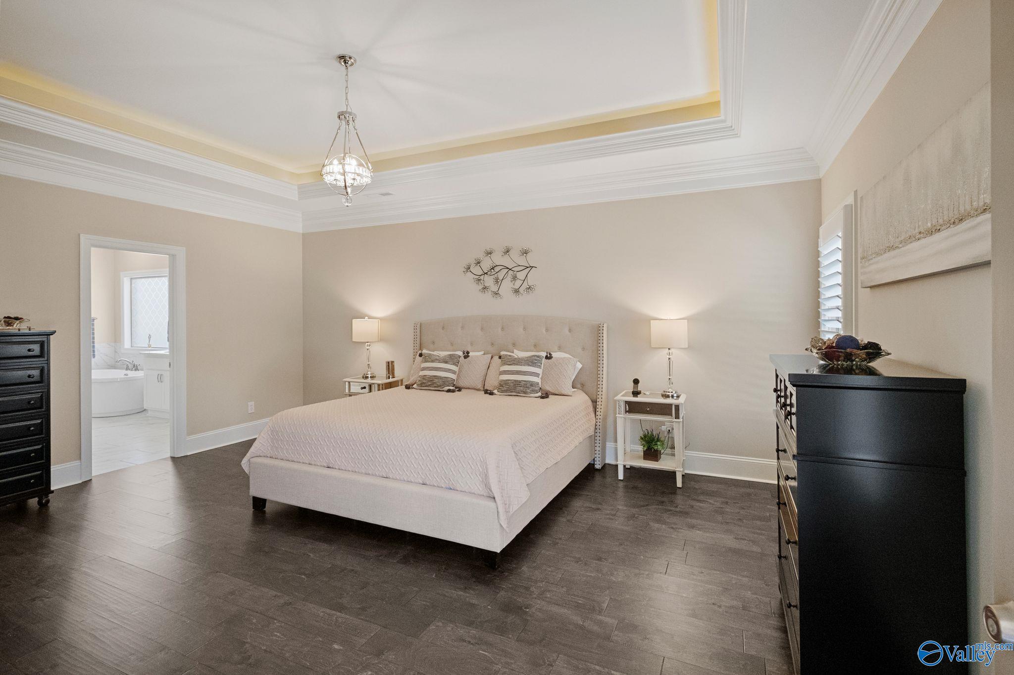 1303 Pecan Point Way