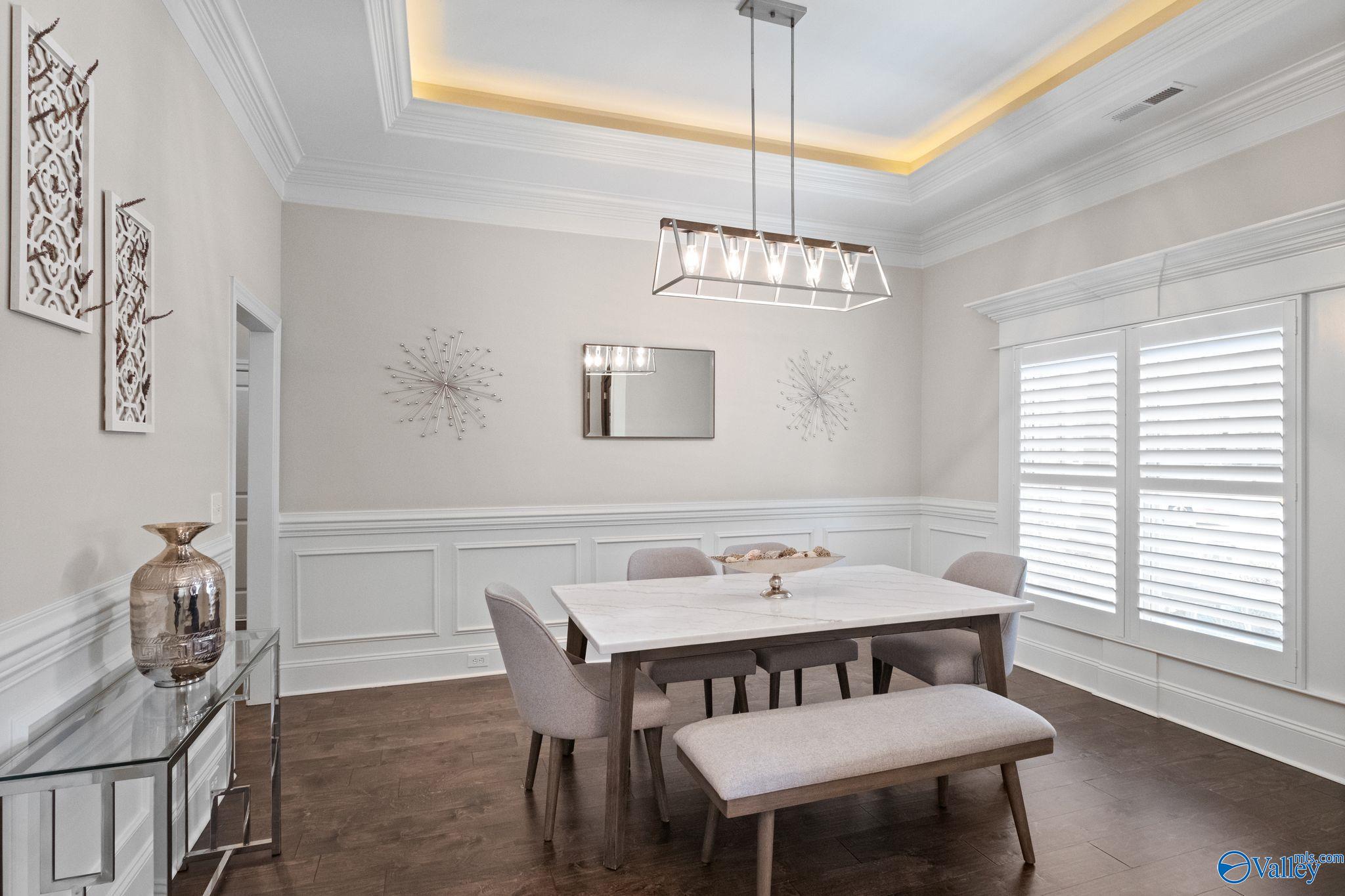 1303 Pecan Point Way