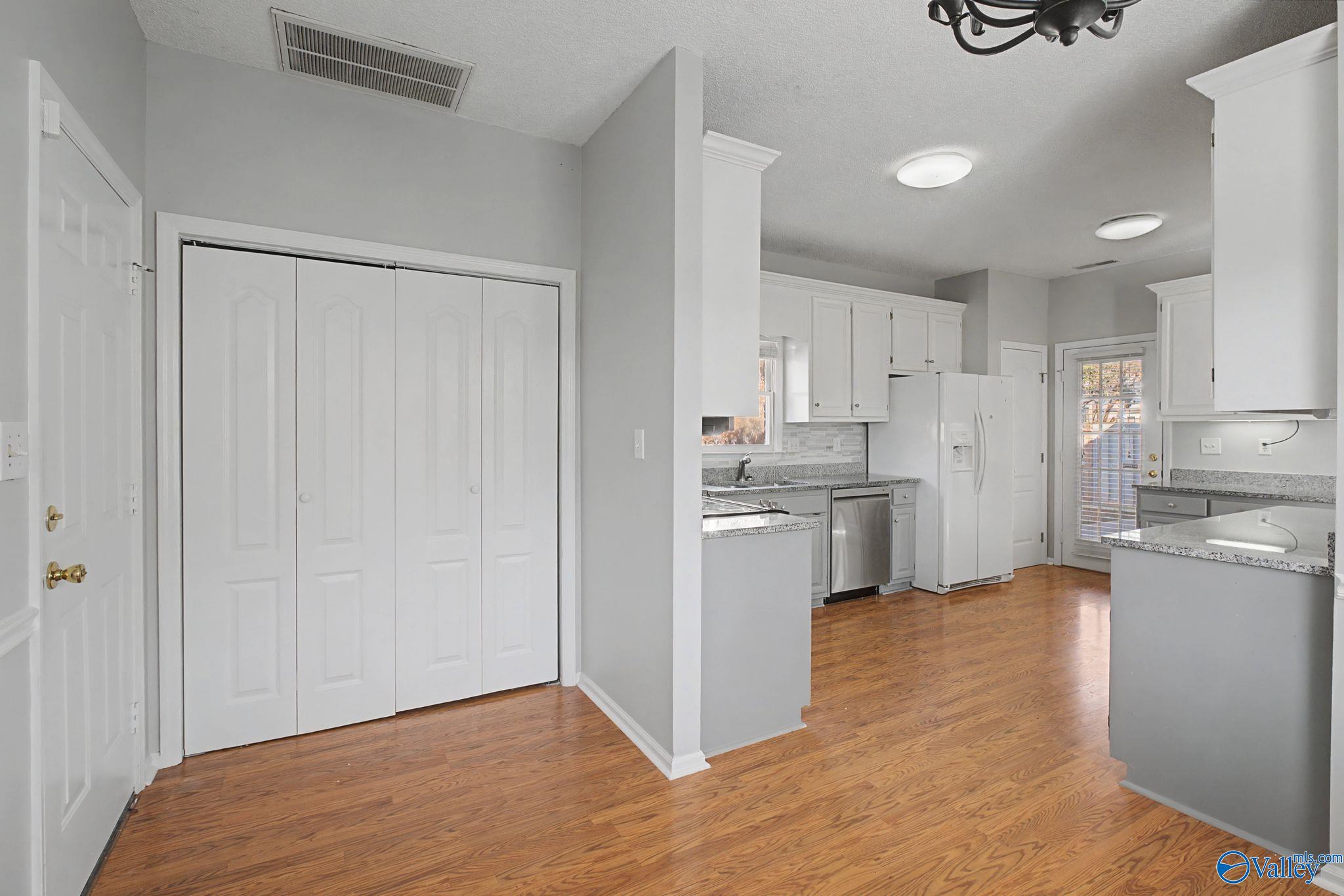 10031 Meredith Lane