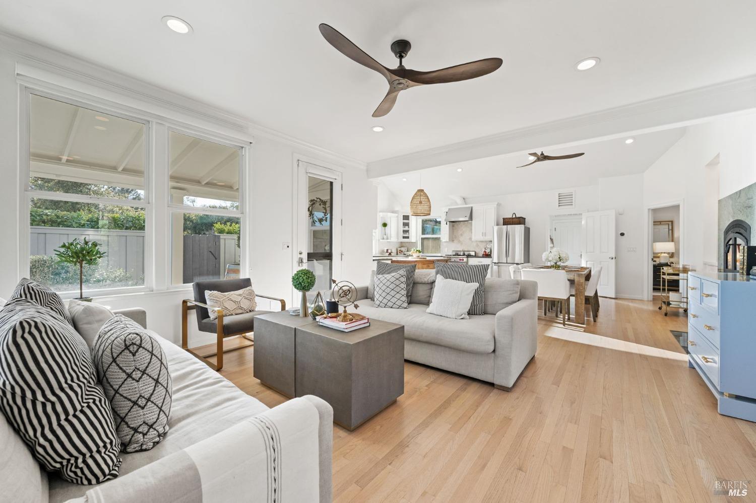 1316 Sulphur Springs Avenue, St. Helena