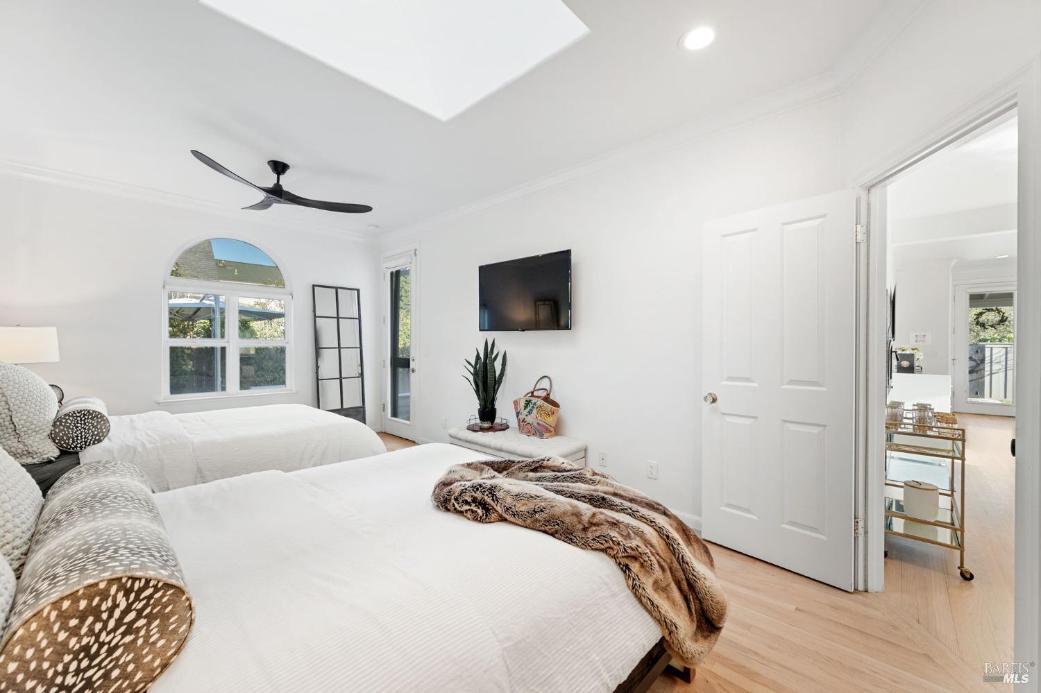 1316 Sulphur Springs Avenue, St. Helena