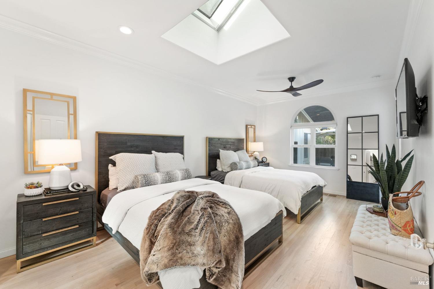 1316 Sulphur Springs Avenue, St. Helena