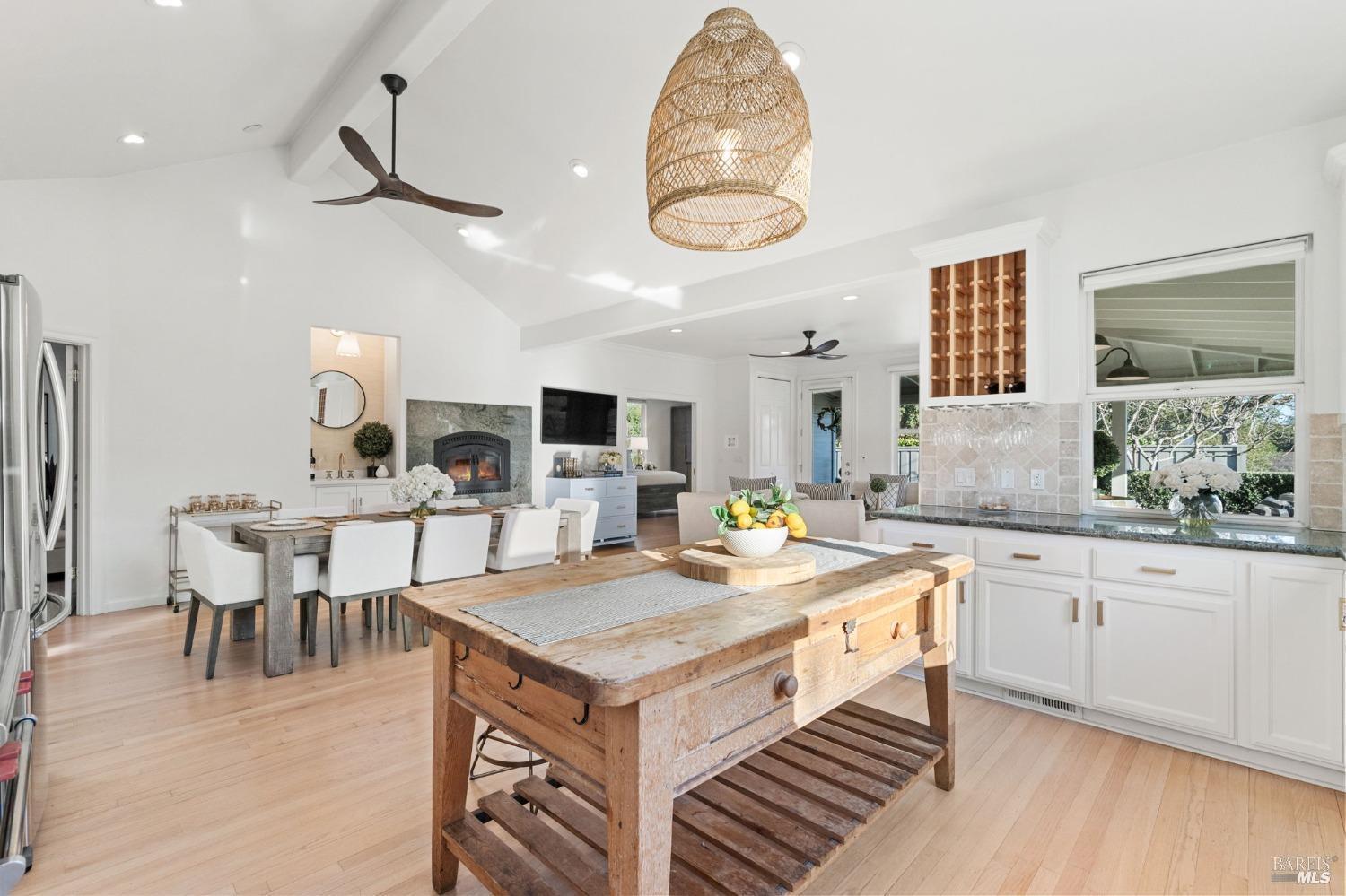 1316 Sulphur Springs Avenue, St. Helena