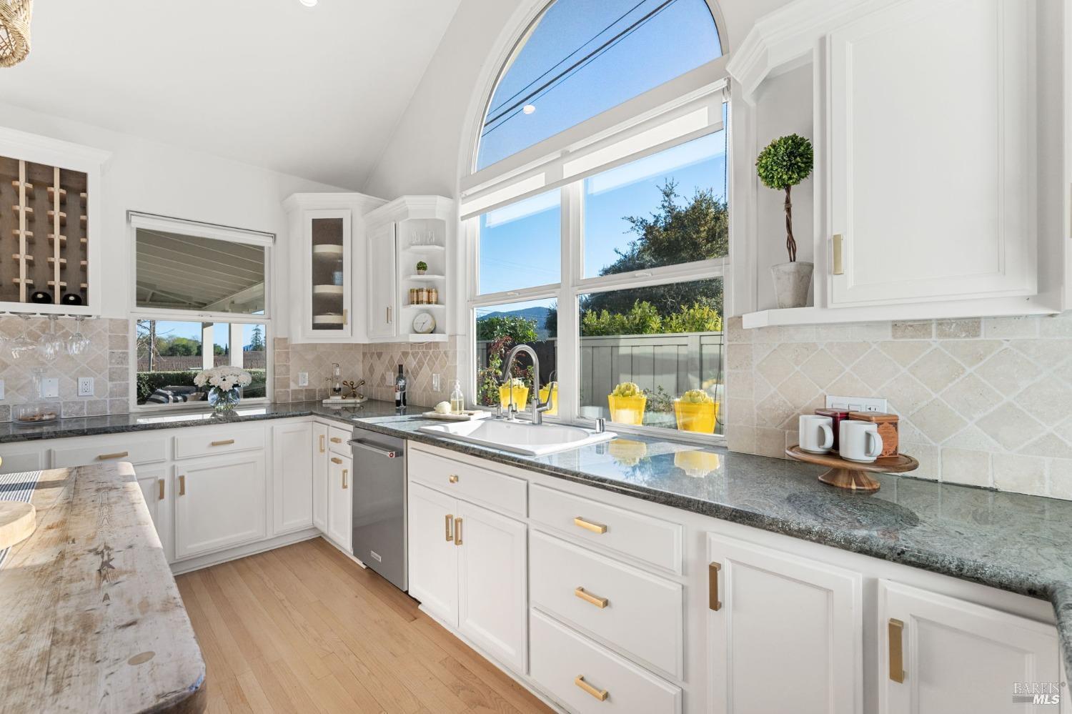 1316 Sulphur Springs Avenue, St. Helena