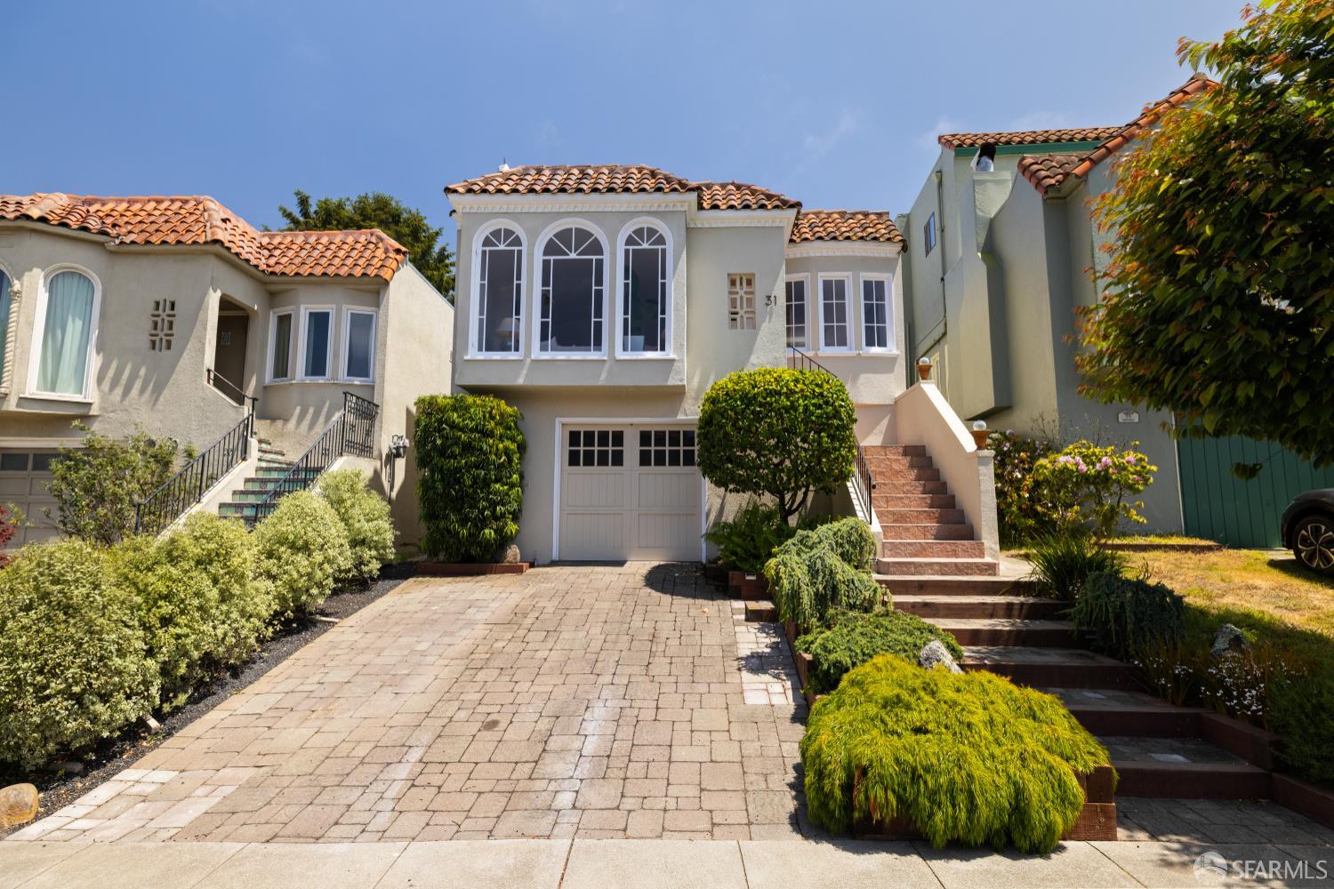 31 Hernandez Avenue