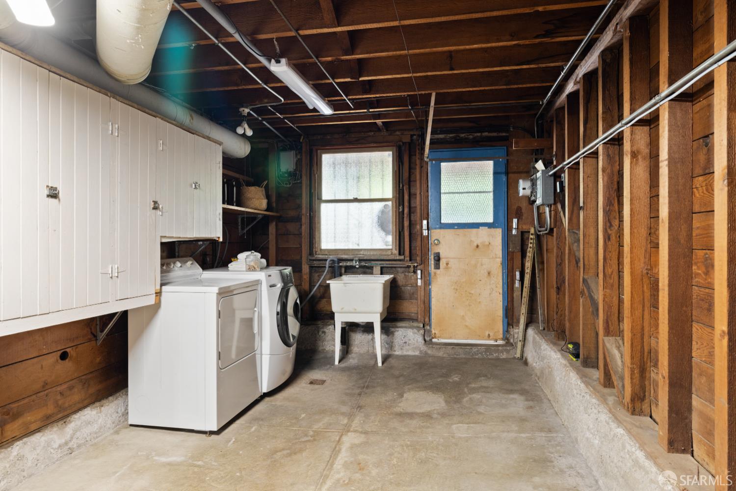 31 Hernandez Avenue