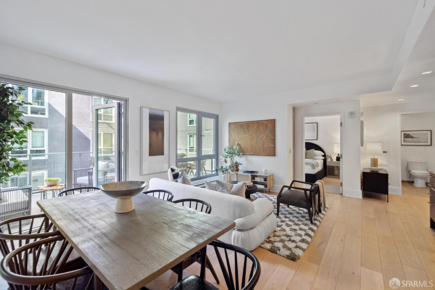 1075 Market Street # 612