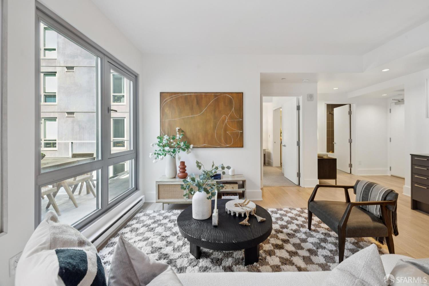 1075 Market Street # 612