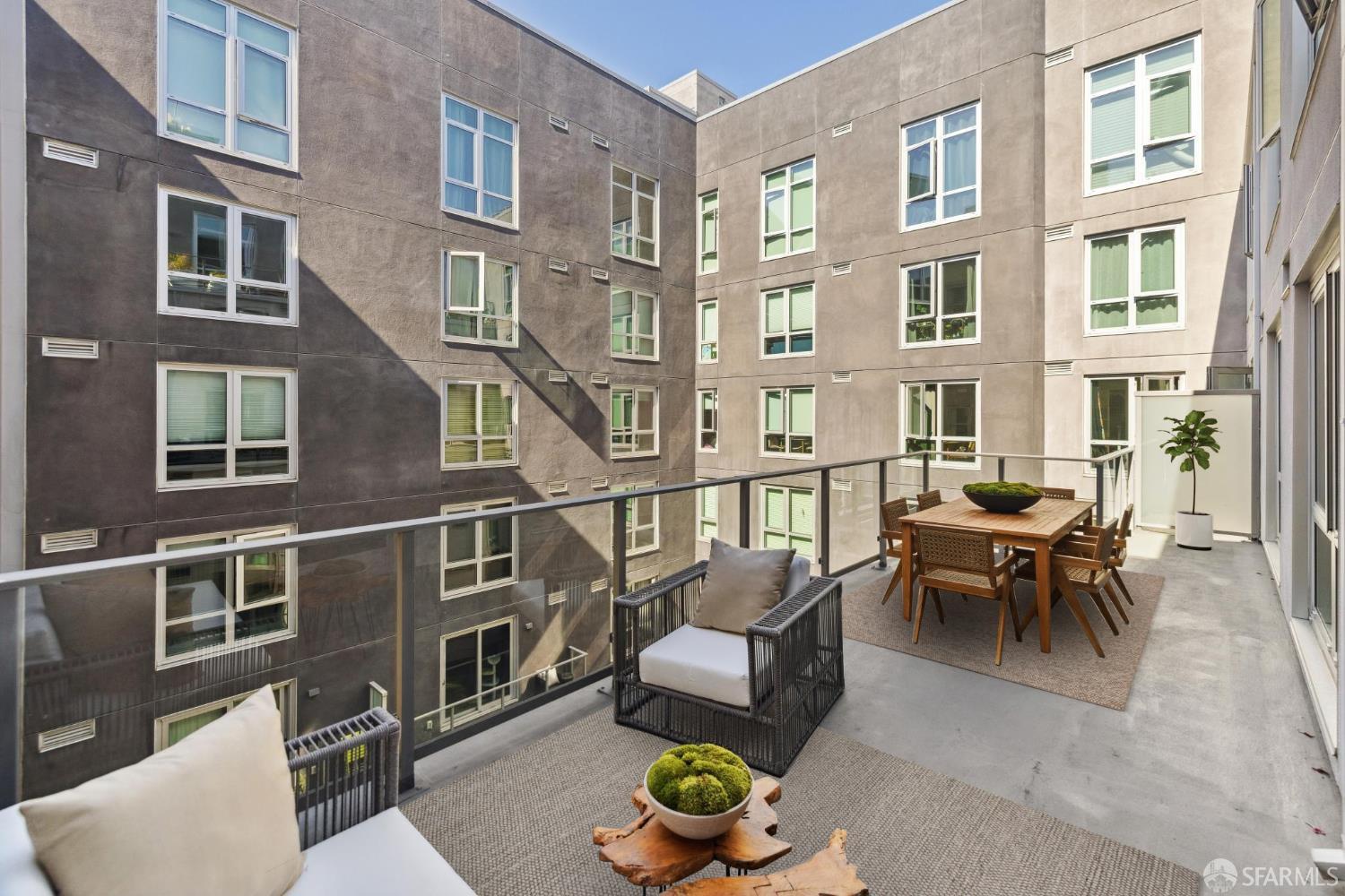 1075 Market Street # 612