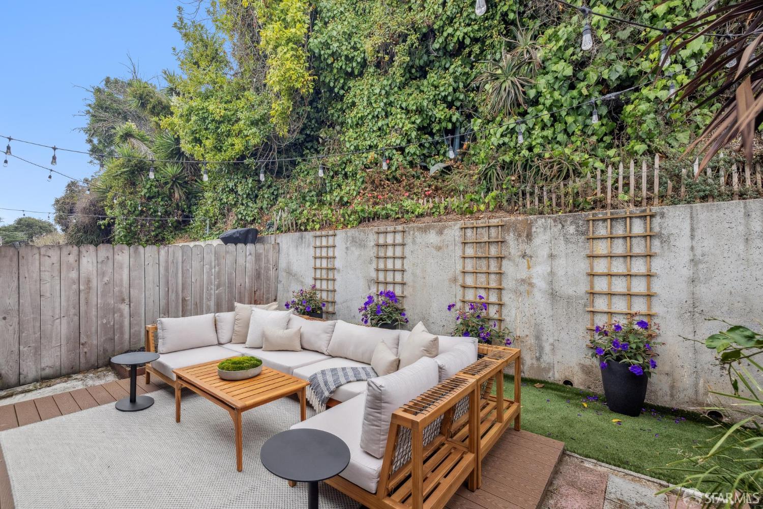 236 Holladay Avenue