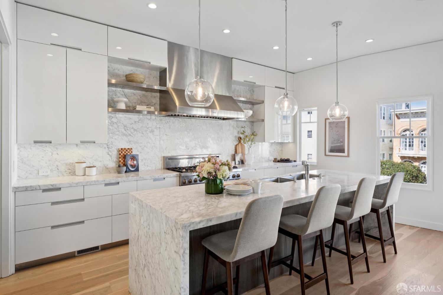 2269 Francisco Street