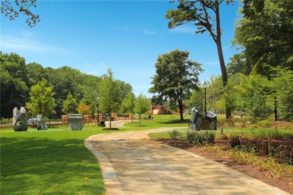 318 Sandy Springs Circle Unit 320