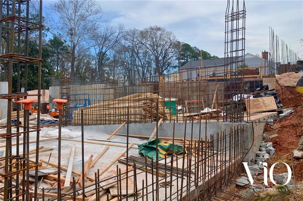 318 Sandy Springs Circle Unit 320